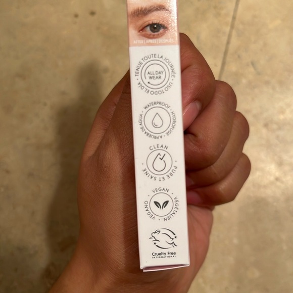 Cover Girl Clean Fresh Brow Enhancer Gel Wax New - Picture 4 of 4